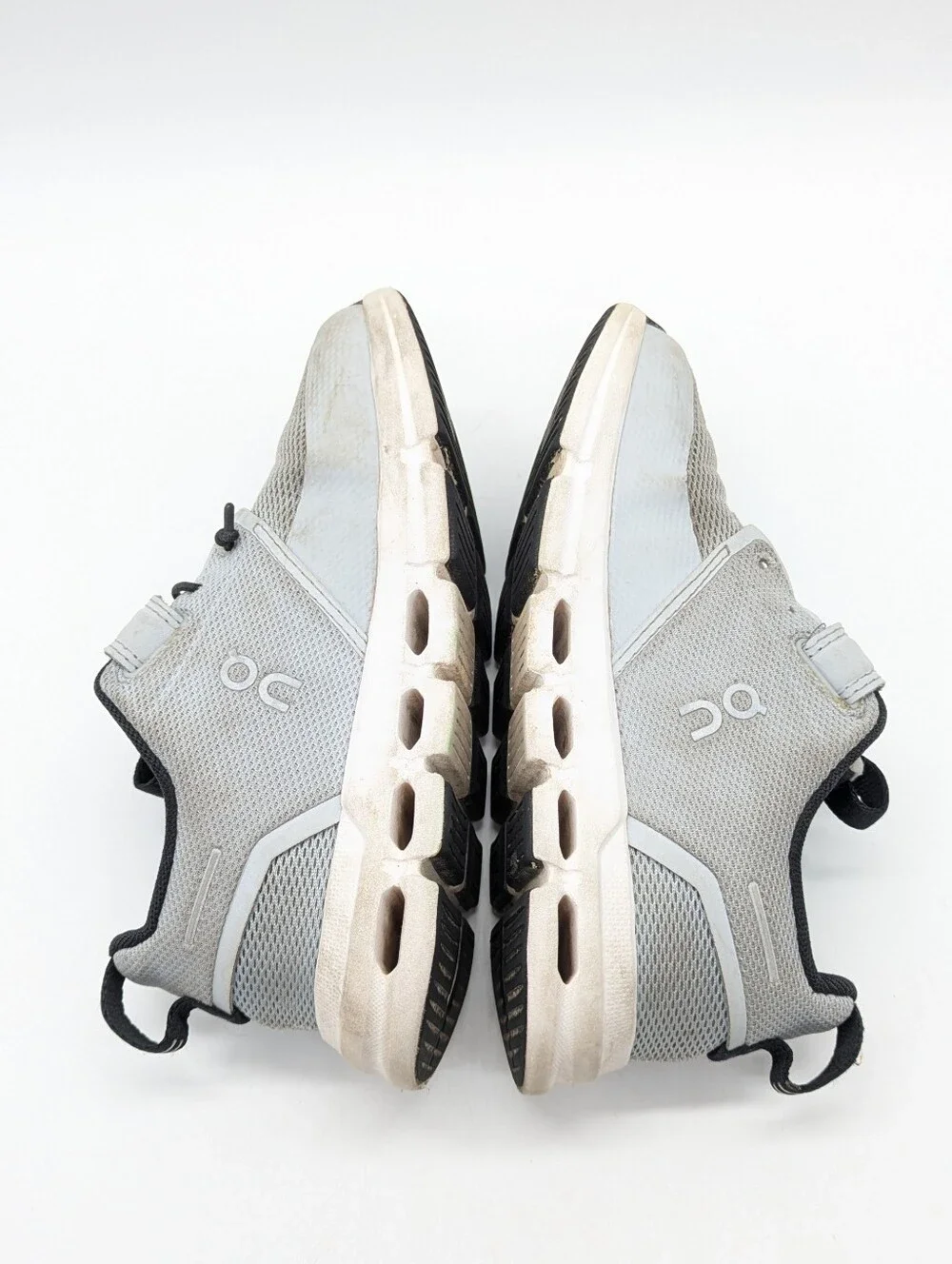 On Cloud Play Grey Glacier White Hook & Loop Kids Sneaker 11.5 - Picture 4 of 7